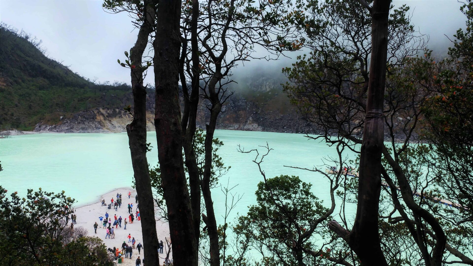 Kawah Putih-01