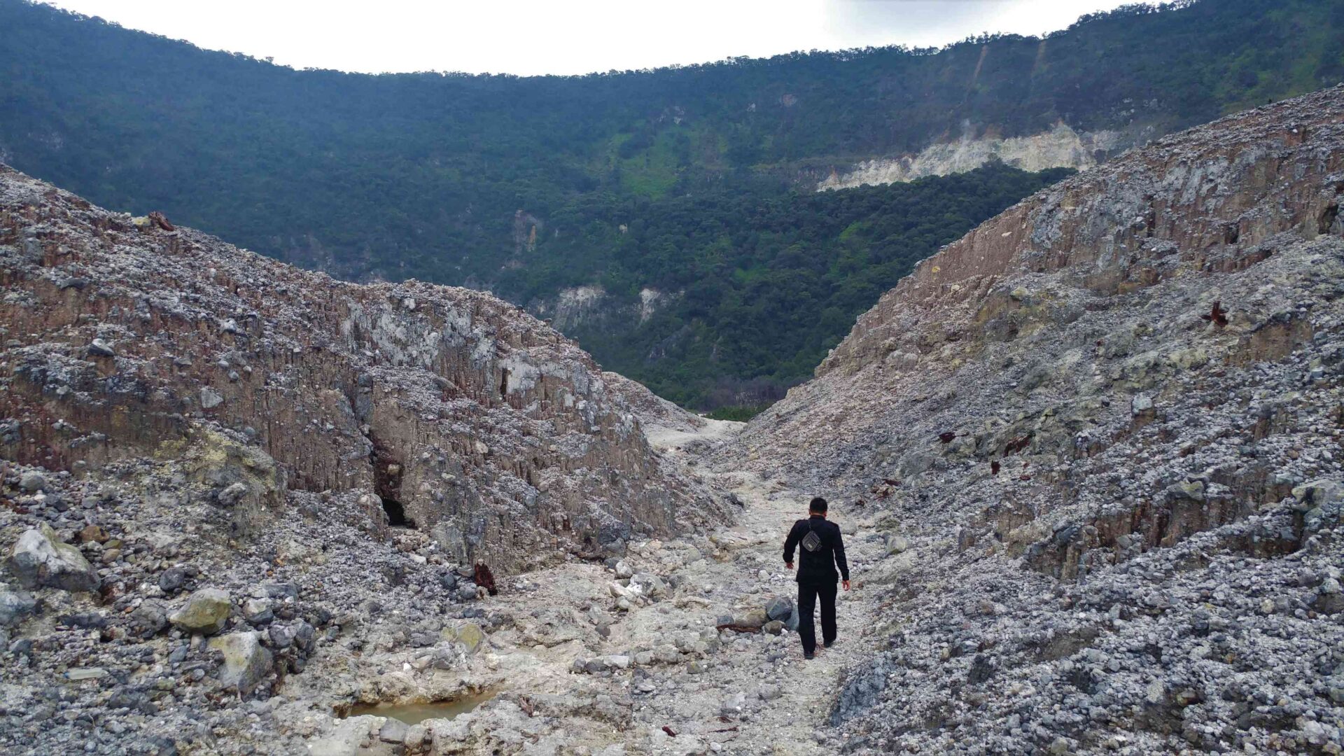 Mount Tangkuban Parahu-07